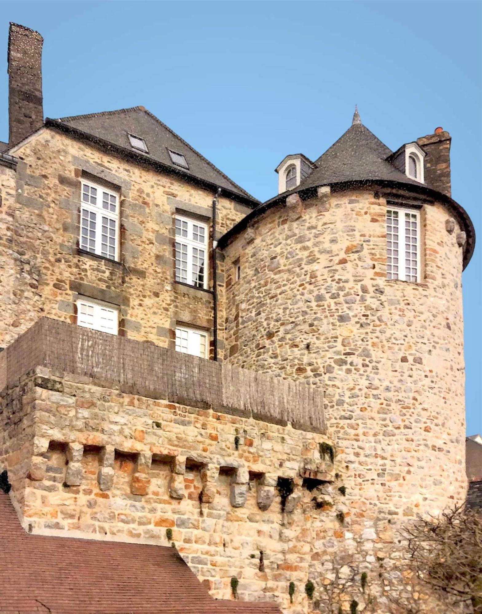 La Maison Sur Les Remparts Domfront  Luaran gambar